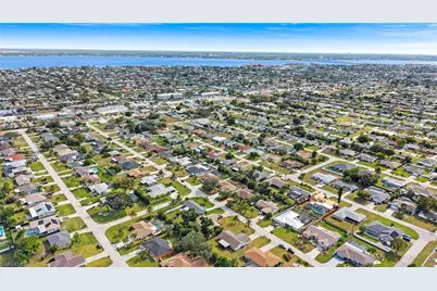 1311 SE 33rd Ter, Cape Coral, FL 33904 - Photo 38