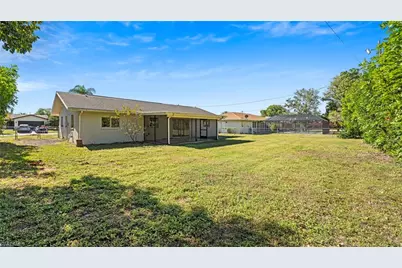 1311 SE 33rd Ter, Cape Coral, FL 33904 - Photo 4