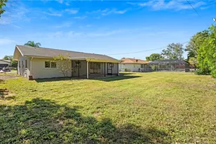 1311 SE 33rd Terrace, Cape Coral, FL 33904 - Photo 4