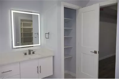 5191 Sunbury Ct, Naples, FL 34104 - Photo 16