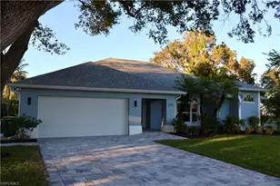 5191 Sunbury Ct, Naples, FL 34104 - Photo 2