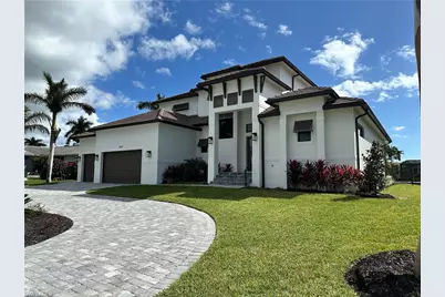 654 Bamboo Ct, Marco Island, FL 34145 - Photo 1