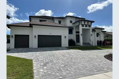 654 Bamboo Ct, Marco Island, FL 34145 - Photo 2