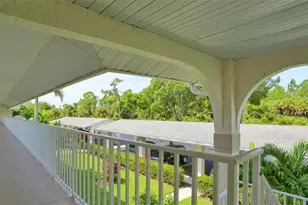 388 Belina Dr, Naples, FL 34104 - Photo 6