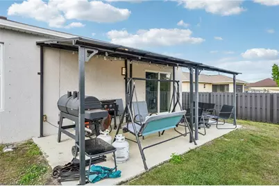 1905 NE 17th Ave, Cape Coral, FL 33909 - Photo 28