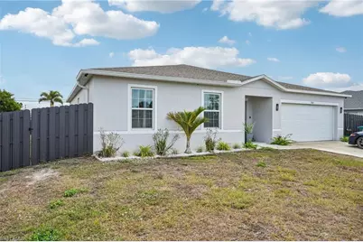 1905 NE 17th Ave, Cape Coral, FL 33909 - Photo 2