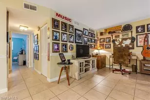 4290 Gulfstream Dr, Naples, FL 34112 - Photo 4