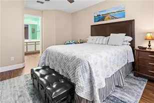 741 Landover Cir, Naples, FL 34104 - Photo 10