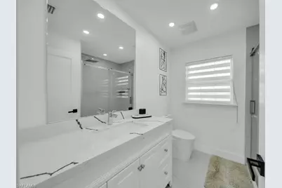 261 Bayshore Dr, Cape Coral, FL 33904 - Photo 10