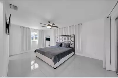 261 Bayshore Dr, Cape Coral, FL 33904 - Photo 8