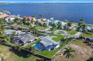 261 Bayshore Dr, Cape Coral, FL 33904 - Photo 1