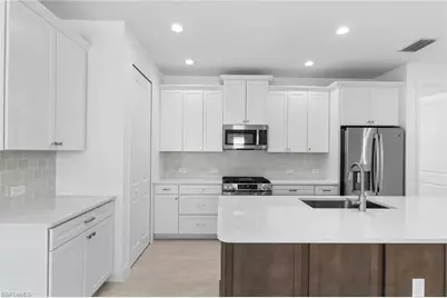 4580 Skysail Dr, Naples, FL 34120 - Photo 12