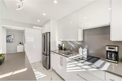 980 7th Ave S #109, Naples, FL 34102 - Photo 4