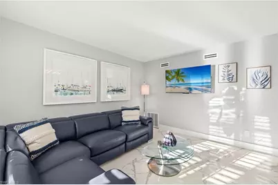 980 7th Ave S #109, Naples, FL 34102 - Photo 6