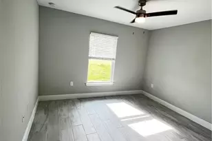 2302 NE 35th St, Cape Coral, FL 33909 - Photo 16