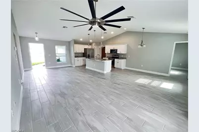 2302 NE 35th St, Cape Coral, FL 33909 - Photo 4