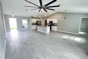 2302 NE 35th St, Cape Coral, FL 33909 - Photo 4