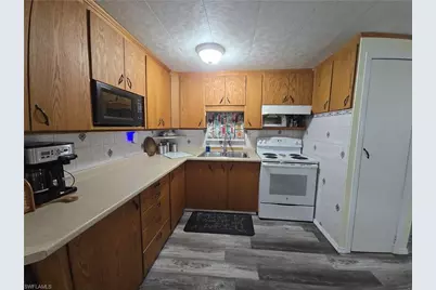 23 Enchanting Blvd #E23, Naples, FL 34112 - Photo 8