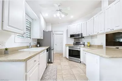 7936 Umberto Ct, Naples, FL 34114 - Photo 10