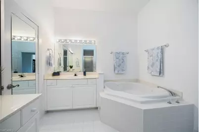 1144 Egrets Walk Cir #202, Naples, FL 34108 - Photo 18