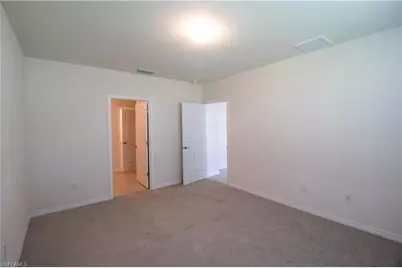 1215 SE 20th St, Cape Coral, FL 33990 - Photo 4