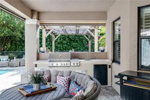 1626 Serrano Cir, Naples, FL 34105 - Photo 30