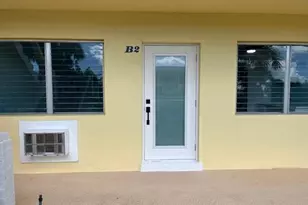 473 12th Ave S, Naples, FL 34102 - Photo 2