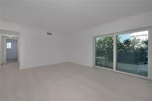 1100 Gulf Shore Blvd N, Naples, FL 34103 - Photo 8