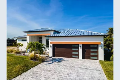 1534 NW 40th Pl, Cape Coral, FL 33993 - Photo 2