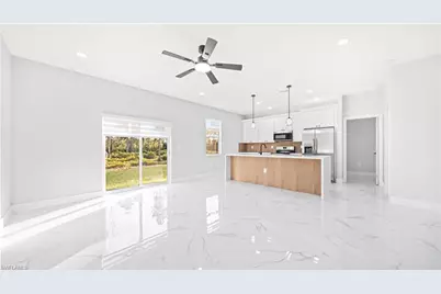 915 Mayfield Ave S, Lehigh Acres, FL 33974 - Photo 4