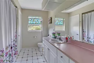 5333 Malaluka Ct, Cape Coral, FL 33904 - Photo 16