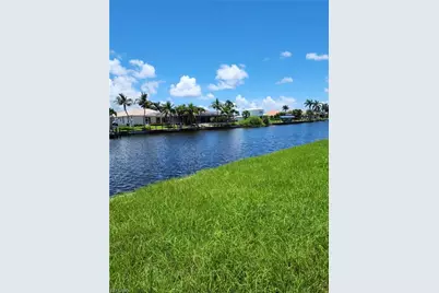 2712 SW 37th Ter, Cape Coral, FL 33914 - Photo 1