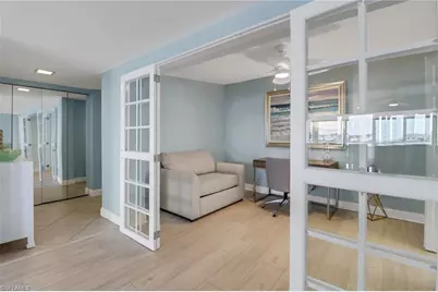 3420 Gulf Shore Blvd N #31, Naples, FL 34103 - Photo 4