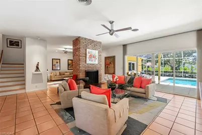 586 Yucca Rd, Naples, FL 34102 - Photo 10