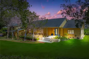 586 Yucca Rd, Naples, FL 34102 - Photo 1