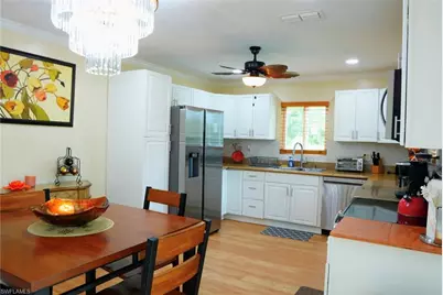 931 20th St SE, Naples, FL 34117 - Photo 8