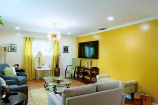 931 20th St SE, Naples, FL 34117 - Photo 6