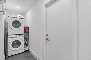 565 110th Ave N, Naples, FL 34108 - Photo 34