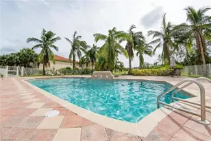 8215 Ibis Club Dr, Naples, FL 34104 - Photo 22