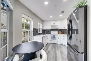 28080 Cavendish Ct, Bonita Springs, FL 34135 - Photo 10