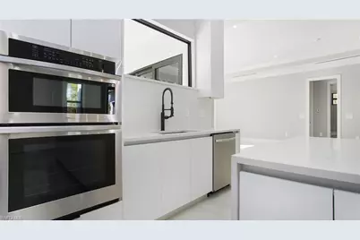 3518 2nd Ave SE, Naples, FL 34117 - Photo 10