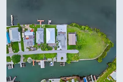 107 Bayshore Way, Goodland, FL 34140 - Photo 20