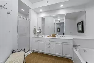 410 Flagship Dr, Naples, FL 34108 - Photo 12