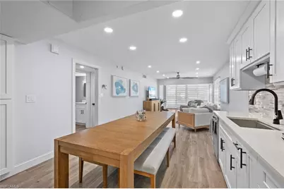 292 Banyan Blvd #292, Naples, FL 34102 - Photo 8