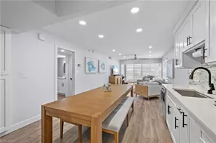 292 Banyan Blvd, Naples, FL 34102 - Photo 8