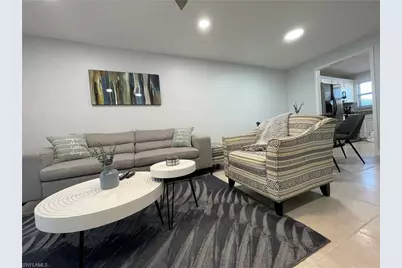 170 Turtle Lake Ct #103, Naples, FL 34105 - Photo 4