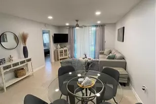 170 Turtle Lake Ct, Naples, FL 34105 - Photo 2