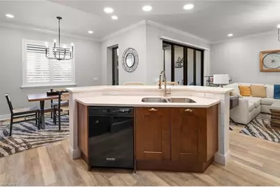 1015 Sandpiper St #D102, Naples, FL 34102 - Photo 8