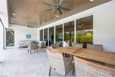 331 Spring Line Dr, Naples, FL 34102 - Photo 18