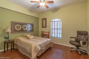 242 Newport Dr, Naples, FL 34114 - Photo 12